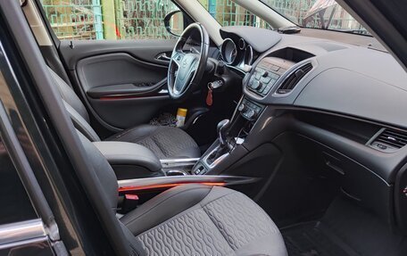 Opel Zafira C рестайлинг, 2013 год, 1 220 000 рублей, 8 фотография