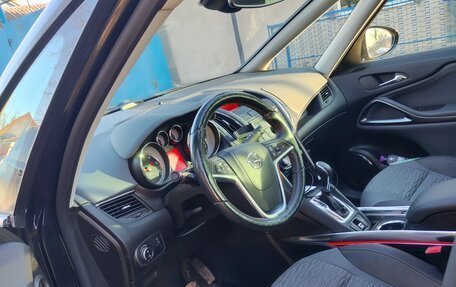 Opel Zafira C рестайлинг, 2013 год, 1 220 000 рублей, 14 фотография