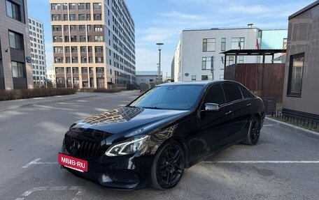 Mercedes-Benz E-Класс, 2013 год, 1 650 000 рублей, 2 фотография