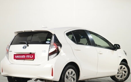 Toyota Aqua I, 2020 год, 1 399 000 рублей, 5 фотография