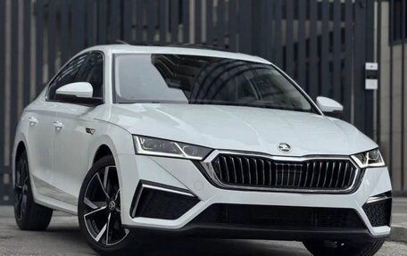 Skoda Octavia IV, 2022 год, 2 250 000 рублей, 1 фотография