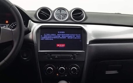 Suzuki Vitara II рестайлинг, 2017 год, 993 000 рублей, 13 фотография