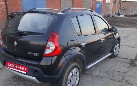 Renault Sandero I, 2013 год, 425 000 рублей, 2 фотография
