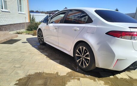 Toyota Corolla, 2022 год, 1 920 000 рублей, 4 фотография