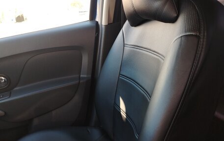 Renault Logan II, 2019 год, 1 220 000 рублей, 11 фотография