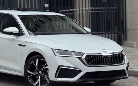 Skoda Octavia IV, 2022 год, 2 250 000 рублей, 2 фотография