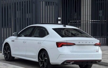 Skoda Octavia IV, 2022 год, 2 250 000 рублей, 12 фотография