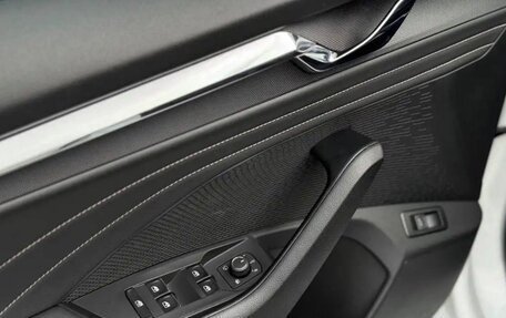 Skoda Octavia IV, 2022 год, 2 250 000 рублей, 19 фотография