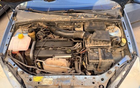 Ford Focus IV, 2001 год, 215 000 рублей, 18 фотография