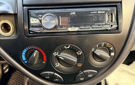 Ford Focus IV, 2001 год, 215 000 рублей, 11 фотография