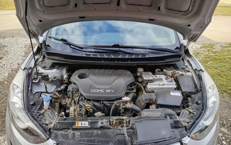 Hyundai Elantra V, 2012 год, 970 000 рублей, 2 фотография