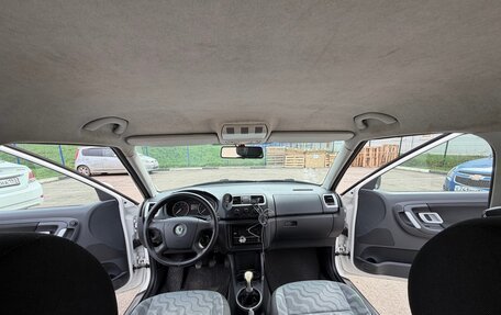 Skoda Fabia II, 2008 год, 595 000 рублей, 10 фотография