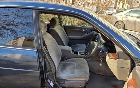 Nissan Laurel VIII, 2001 год, 550 000 рублей, 24 фотография