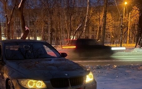 BMW 3 серия, 2008 год, 810 000 рублей, 2 фотография