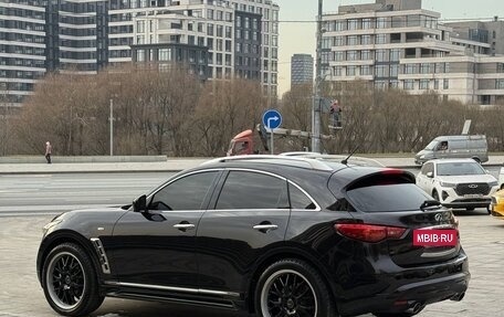 Infiniti QX70, 2014 год, 2 600 000 рублей, 7 фотография