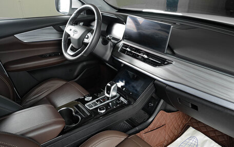 Chery Tiggo 8 Pro, 2023 год, 2 619 000 рублей, 11 фотография