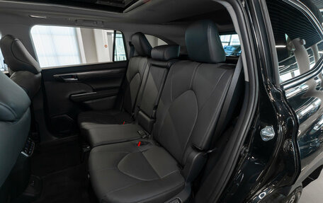 Toyota Highlander, 2026 год, 6 100 000 рублей, 14 фотография