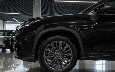 Toyota Highlander, 2026 год, 6 100 000 рублей, 30 фотография