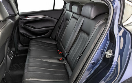 Mazda 6, 2020 год, 2 430 000 рублей, 18 фотография