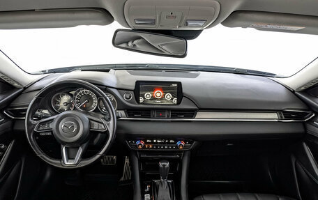 Mazda 6, 2020 год, 2 430 000 рублей, 14 фотография