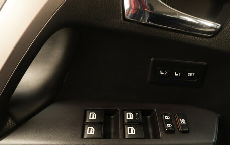 Toyota RAV4, 2018 год, 3 919 000 рублей, 8 фотография