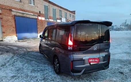 Honda Stepwgn IV, 2015 год, 3 фотография