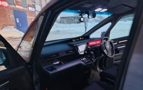 Honda Stepwgn IV, 2015 год, 14 фотография