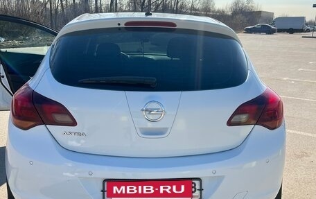 Opel Astra J, 2012 год, 649 999 рублей, 25 фотография