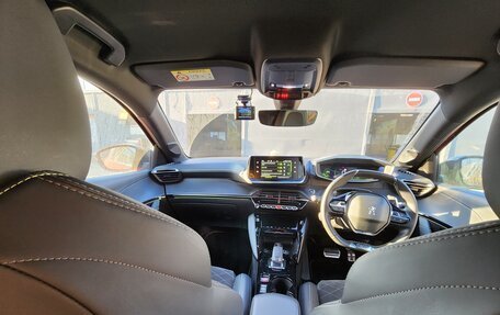 Peugeot 208 II, 2021 год, 1 550 000 рублей, 12 фотография