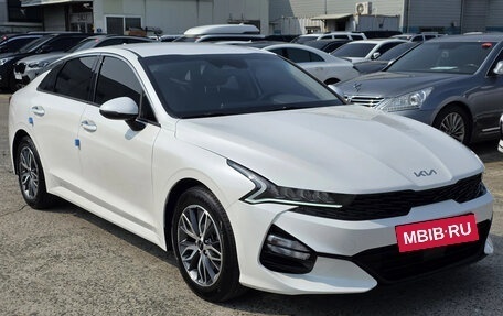 KIA K5, 2022 год, 1 894 040 рублей, 2 фотография