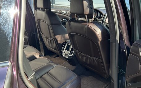 Porsche Cayenne III, 2011 год, 2 650 000 рублей, 10 фотография