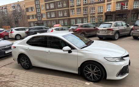 Toyota Camry, 2021 год, 4 100 000 рублей, 4 фотография