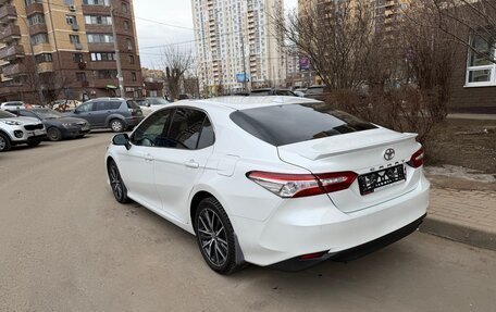 Toyota Camry, 2021 год, 4 100 000 рублей, 7 фотография