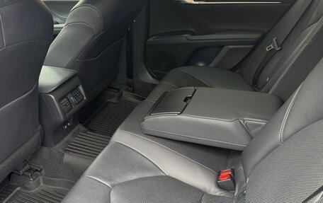 Toyota Camry, 2021 год, 4 100 000 рублей, 8 фотография