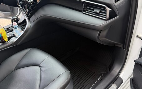 Toyota Camry, 2021 год, 4 100 000 рублей, 15 фотография