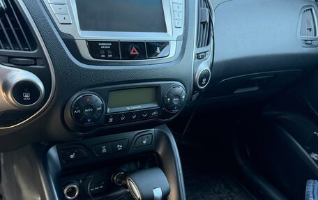 Hyundai ix35 I рестайлинг, 2013 год, 1 370 000 рублей, 10 фотография