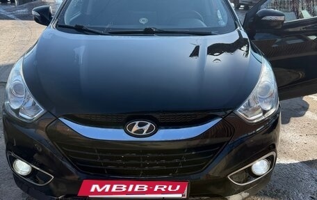 Hyundai ix35 I рестайлинг, 2013 год, 1 370 000 рублей, 2 фотография