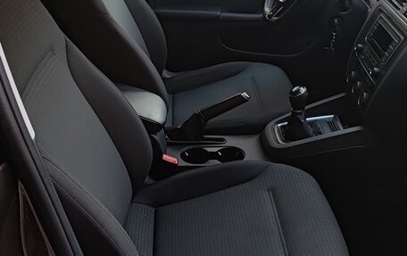 Volkswagen Jetta VI, 2016 год, 1 450 000 рублей, 10 фотография