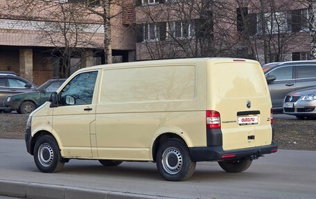 Volkswagen Transporter T5 рестайлинг, 2014 год, 1 765 000 рублей, 3 фотография