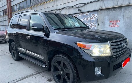 Toyota Land Cruiser 200, 2014 год, 4 000 000 рублей, 4 фотография