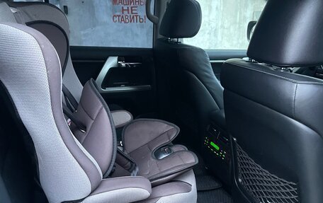 Toyota Land Cruiser 200, 2014 год, 4 000 000 рублей, 8 фотография