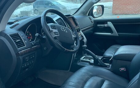 Toyota Land Cruiser 200, 2014 год, 4 000 000 рублей, 10 фотография