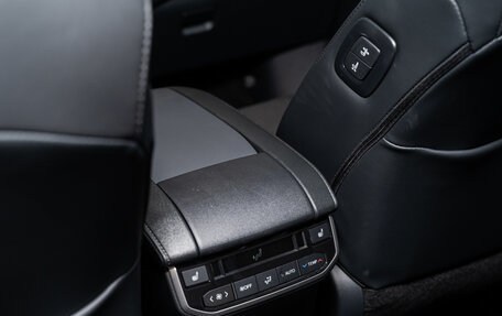 Toyota Highlander, 2026 год, 6 190 000 рублей, 29 фотография