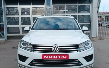Volkswagen Touareg III, 2016 год, 2 780 000 рублей, 2 фотография