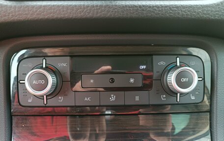 Volkswagen Touareg III, 2016 год, 2 780 000 рублей, 22 фотография