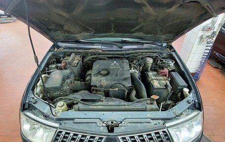 Mitsubishi Pajero Sport II рестайлинг, 2013 год, 1 200 000 рублей, 19 фотография