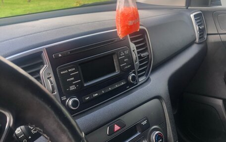 KIA Sportage IV рестайлинг, 2017 год, 2 000 000 рублей, 7 фотография