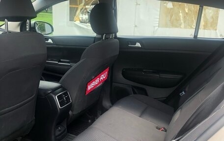 KIA Sportage IV рестайлинг, 2017 год, 2 000 000 рублей, 8 фотография