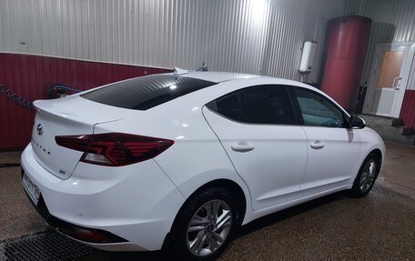 Hyundai Elantra VI рестайлинг, 2019 год, 1 850 000 рублей, 4 фотография