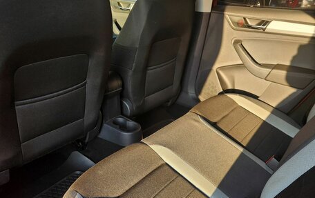 Skoda Rapid I, 2019 год, 1 300 000 рублей, 14 фотография